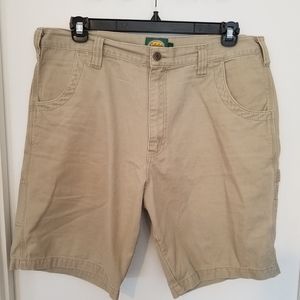 Men's cabela's shorts. Size 38